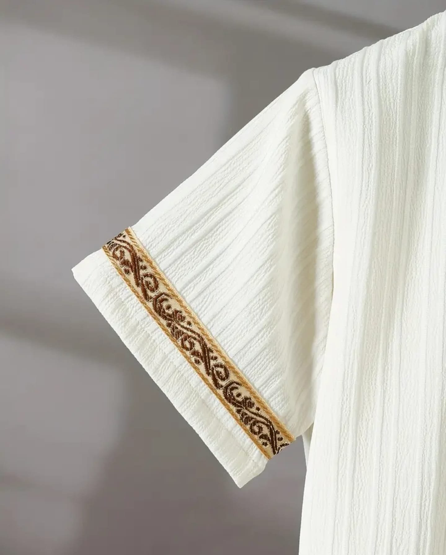 Royal Luxe Embroidered Set - Image 2
